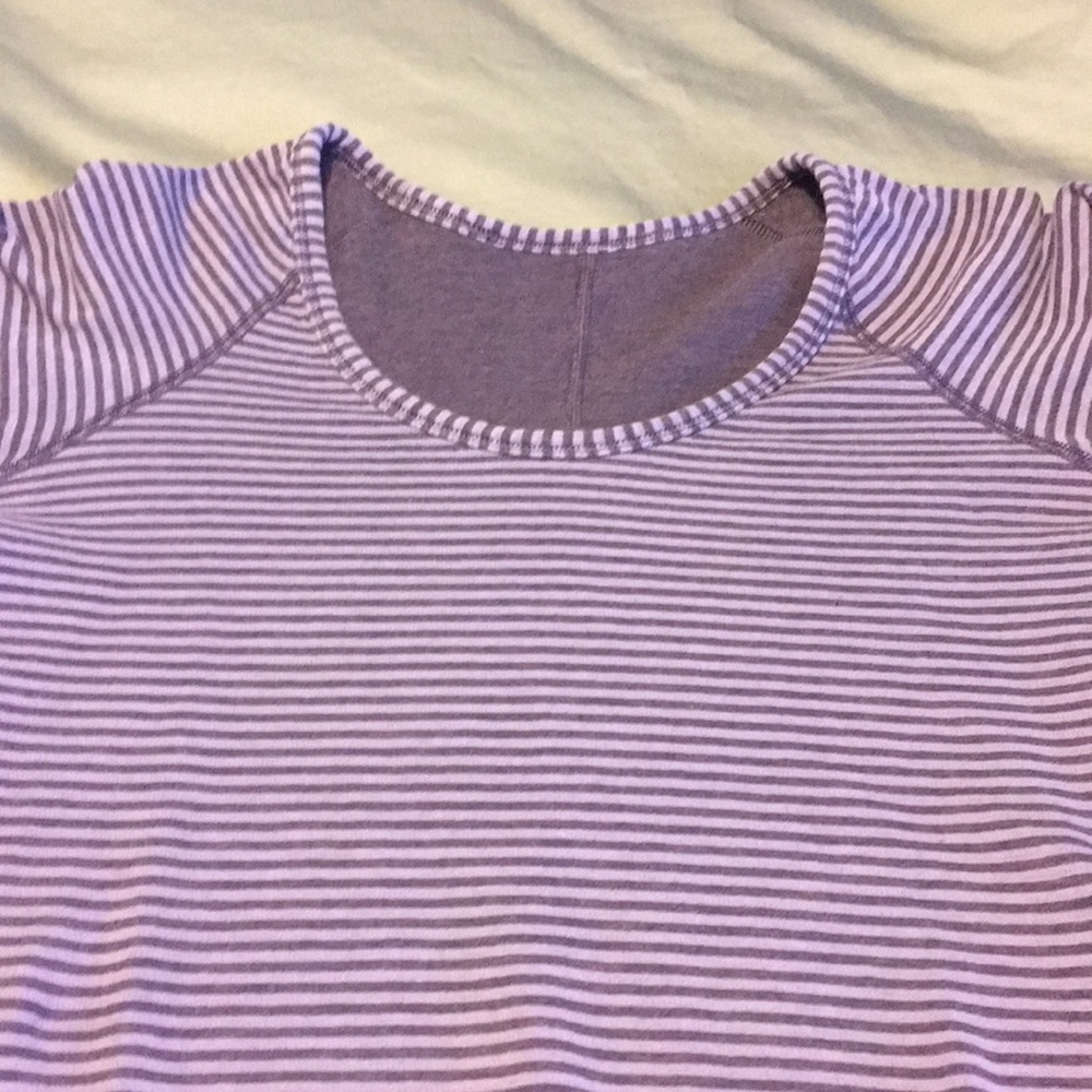 Lululemon Reversible Sweatshirt - Picture 5 of 8